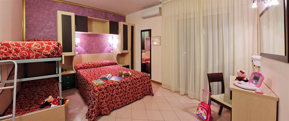 Hotel Aldebaran Rimini Exterior photo
